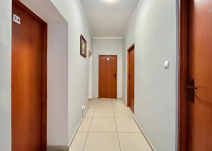 Hostel Dv Morski - Z Prywatnymi Lazienkami